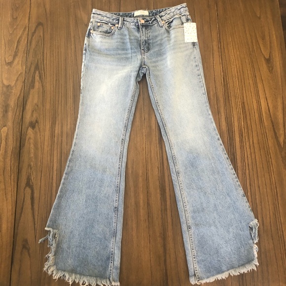 Free People Denim - We The Free High Rise vintage raw hem flare jeans